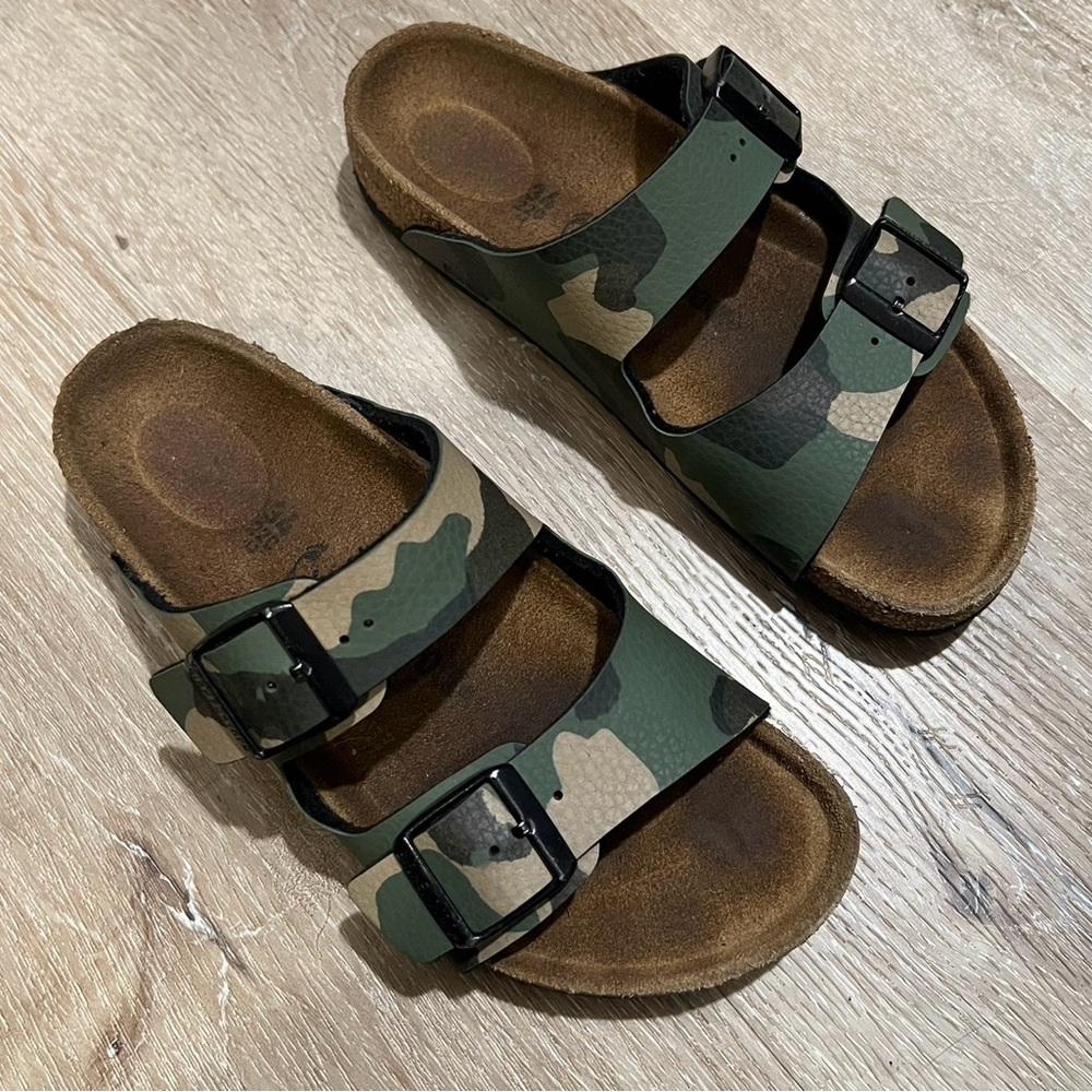 Boys Camo Birkenstock